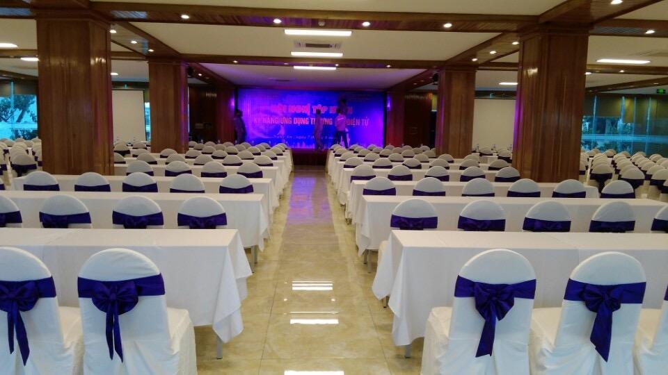 Vinh Plaza Hotel Екстериор снимка