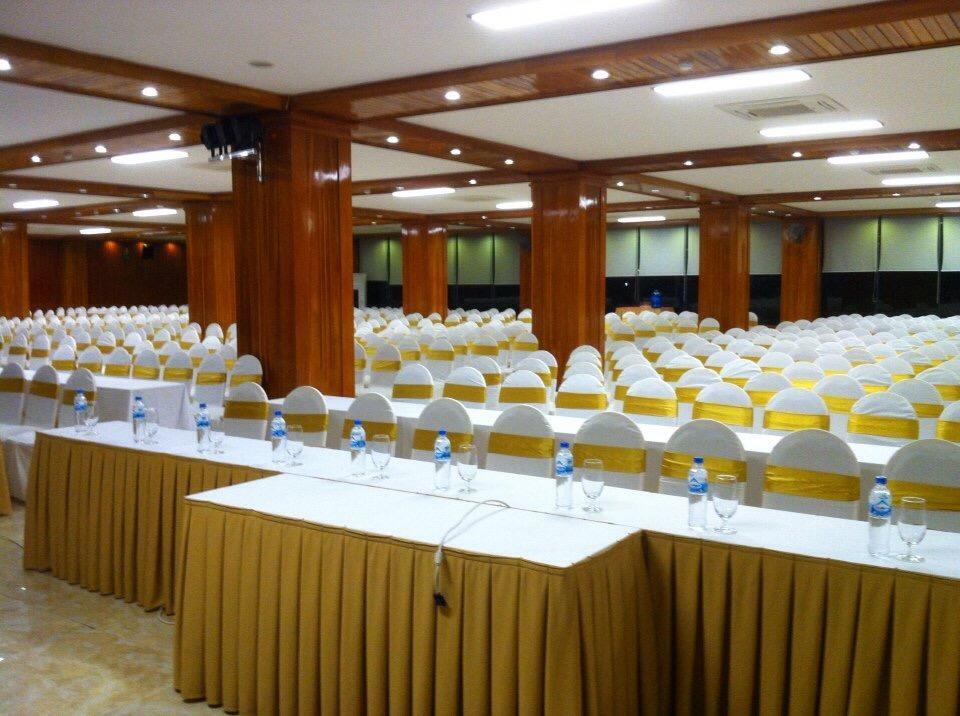 Vinh Plaza Hotel Екстериор снимка